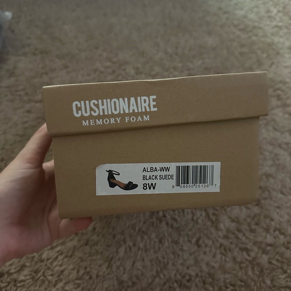 Cushionaire Heels - Picture 3 of 8